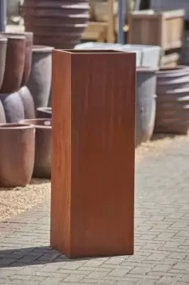 Pot Contemporary Tower Rust Finish