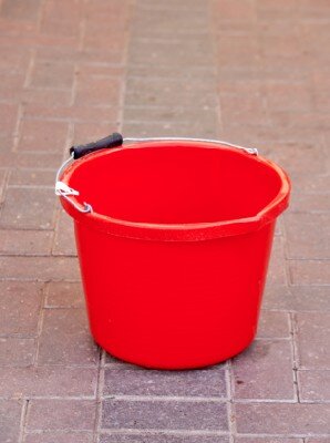 Bucket Premium