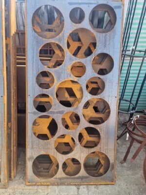 TRELLIS - Circles - image 1