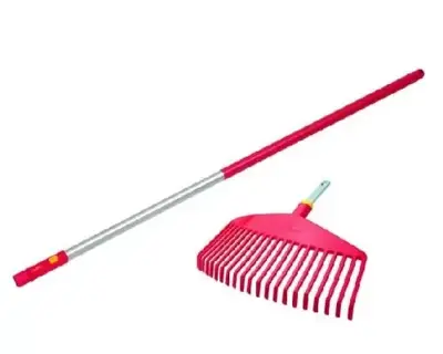 Wolf Leaf Rake & Handle