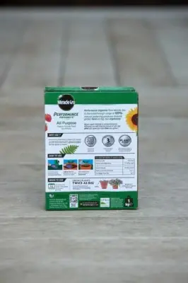 Miracle-Gro Organic All Purpose Granular Food - image 2