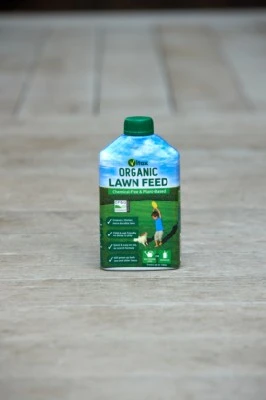 Organic Liquid Lawn Feed - image 1