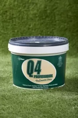 Vitax Q4 Fertiliser