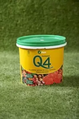 Vitax Q4 Fertiliser