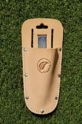Darlac Leather Belt Holster - image 3