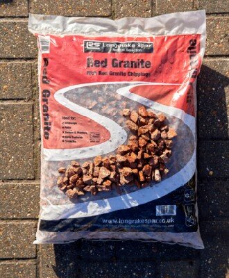 Red Granite Chips - image 3
