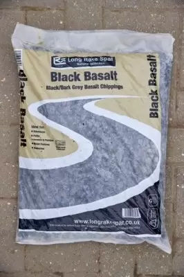 Black Basalt Chips