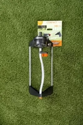 Claber Lawn Sprinkler oscillating action