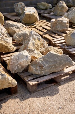 Kent Ragstone Rockery Stones 4P