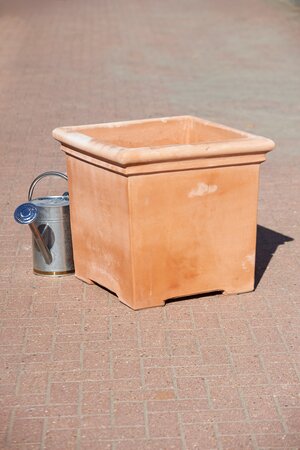 Pot Handmade Quadro con Piedi - image 1